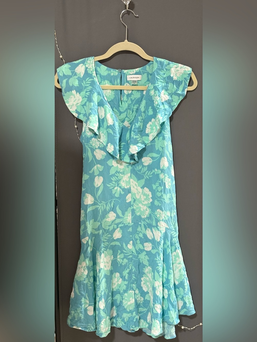 Calvin Klein Floral Challis Ruffle Hem
Dress Blue , 100% Rayon - Size 8 - Picture 14 of 17